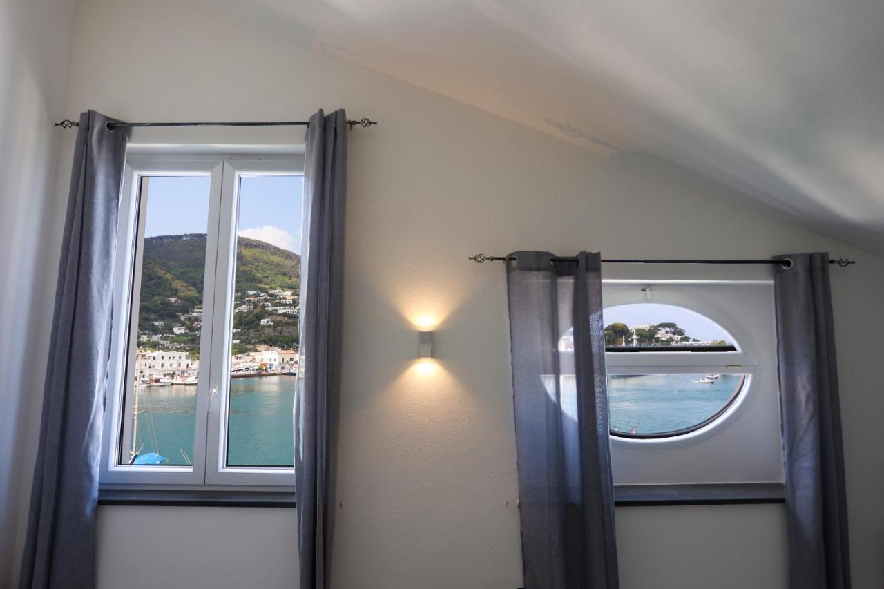 Appartamento Panoramico La Rosa Dei Venti-Libeccio Ischia Buitenkant foto